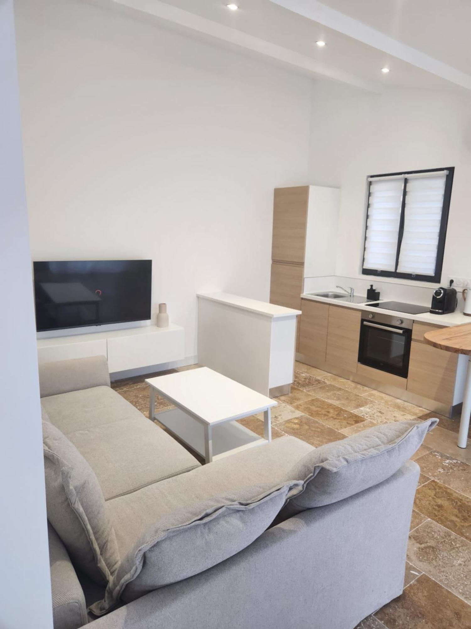 Maison "Cosy" Avec Parking Prive Et Climatisation Nîmes Zewnętrze zdjęcie